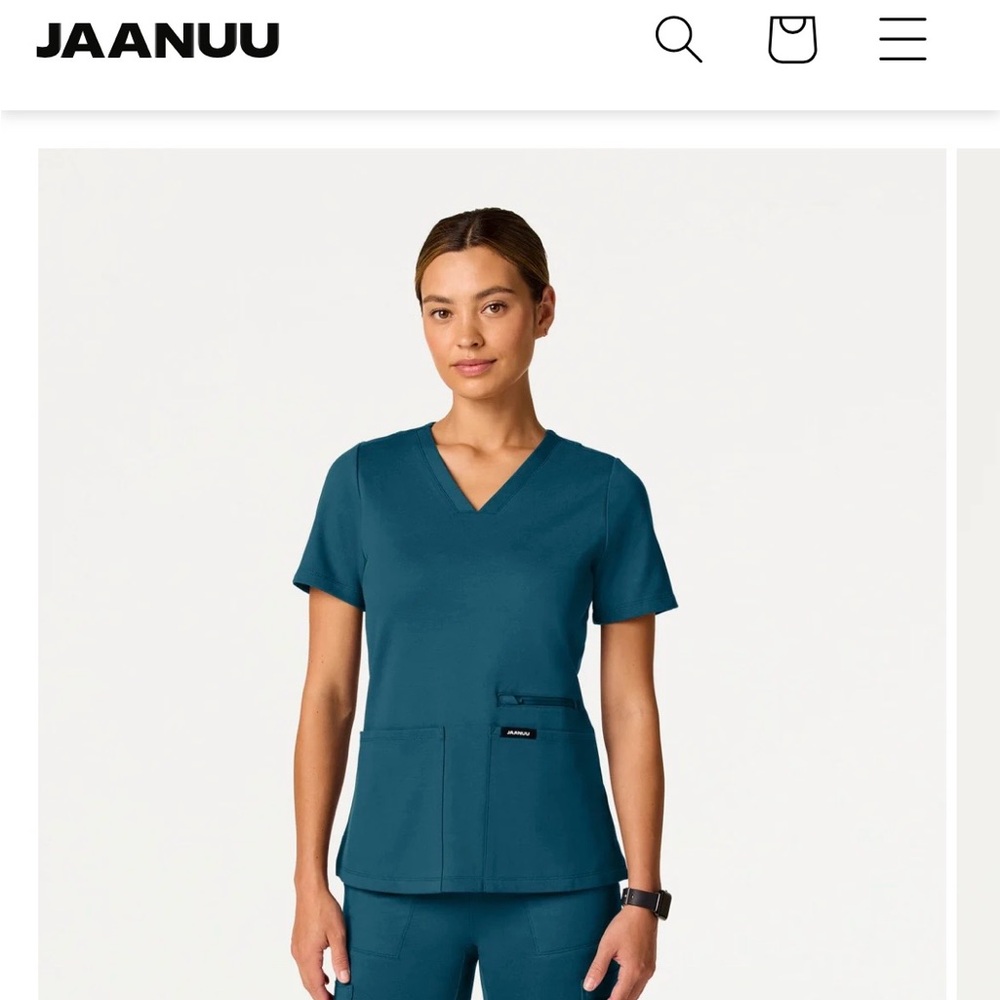 Jaanuu Scrub Top 4-Pocket V Neck